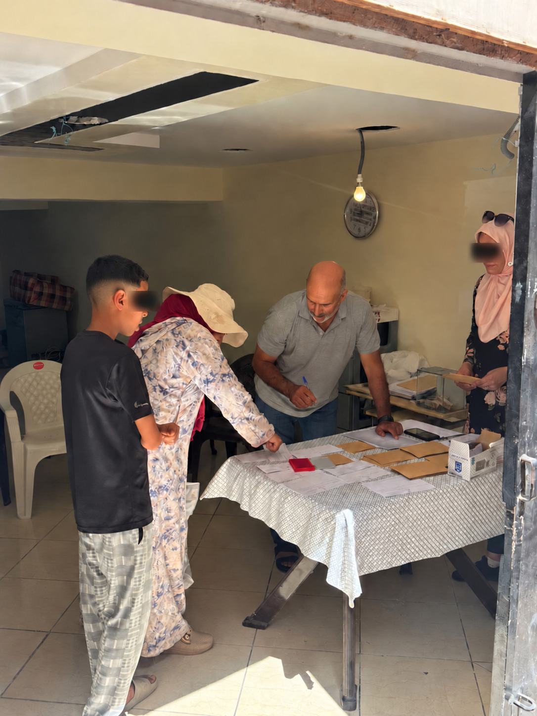 تسجيل وتسليم المساعدات للمستفيدين